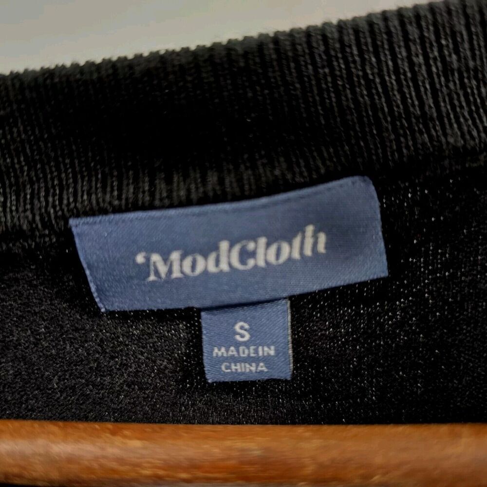 Modcloth Sweater Womens Small Black Short Sleeve Scoop Ribbed Lightweight - Picture 3 of 9